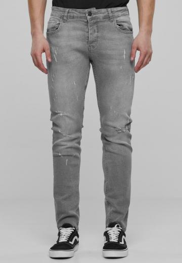 Узкие джинсы