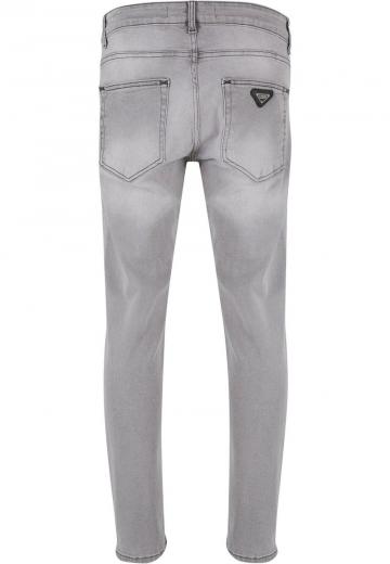 Узкие джинсы