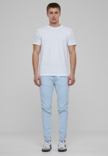 Узкие джинсы