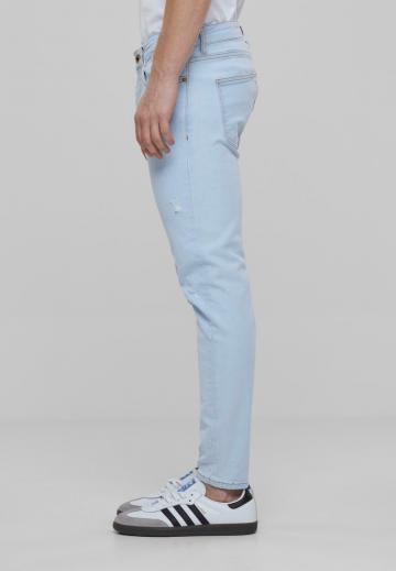 Узкие джинсы