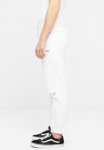 Узкие джинсы