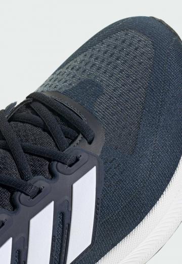 Беговые кроссовки