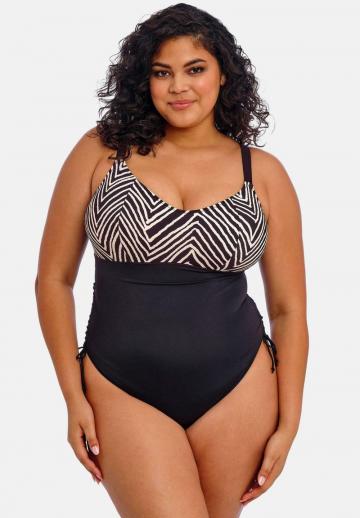 Слитный купальник