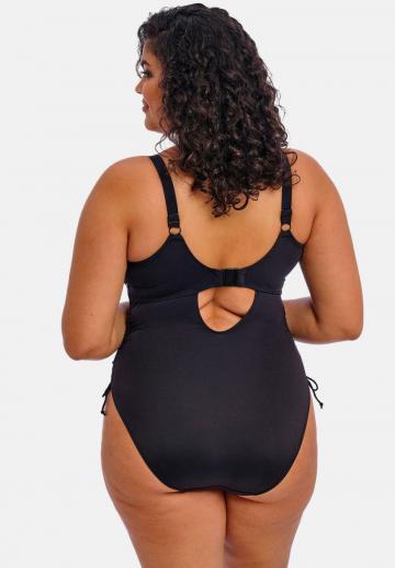 Слитный купальник