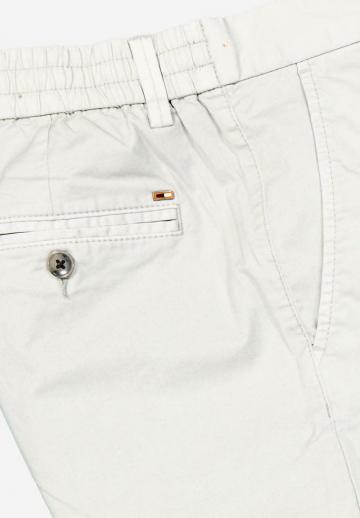 Брюки с накладными карманами