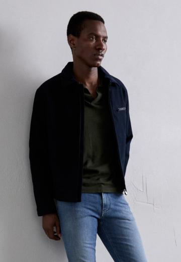 Узкие джинсы