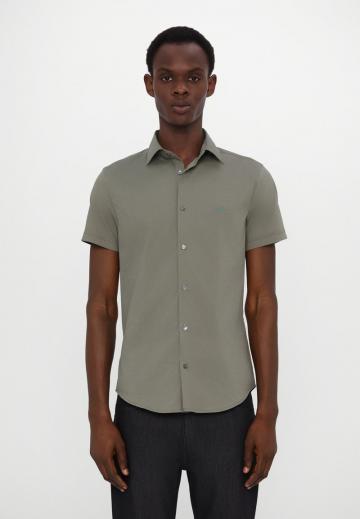 Рубашка с коротким рукавом