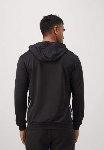 Спортивная кофта