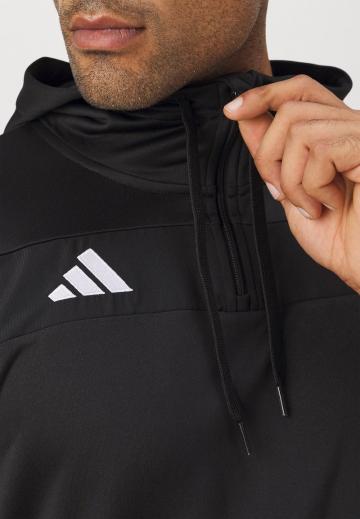 Спортивная кофта