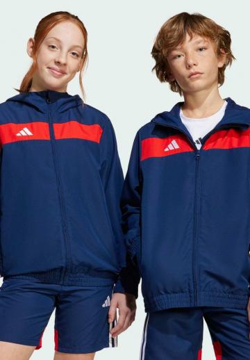 Спортивная куртка