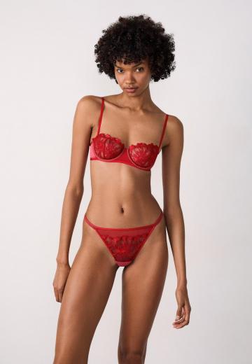 Бюстгальтер