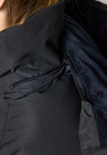 Спортивная куртка