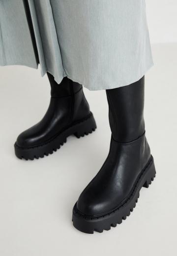 Сапоги на платформе