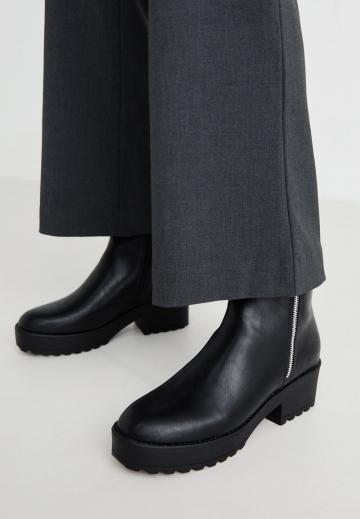 Полусапожки на платформе