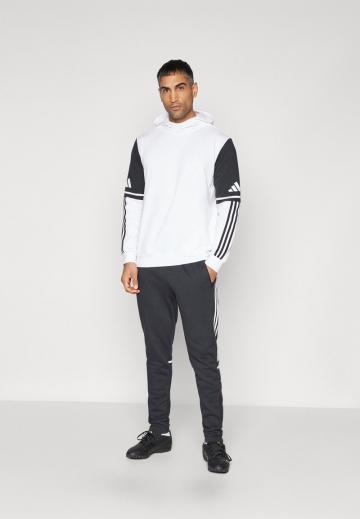 Спортивная кофта