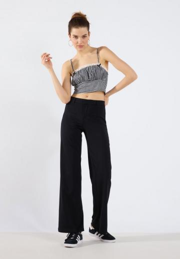 Топ на бретельках