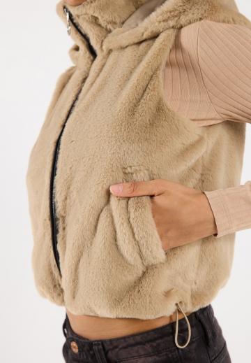 Пуховой жилет