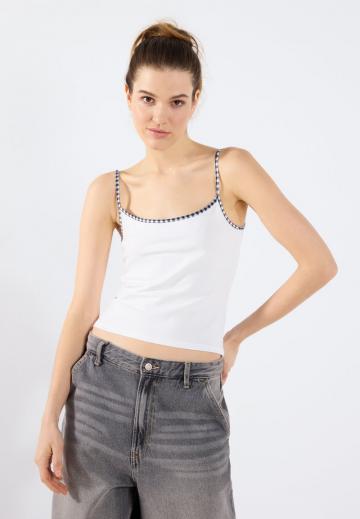 Топ на бретельках