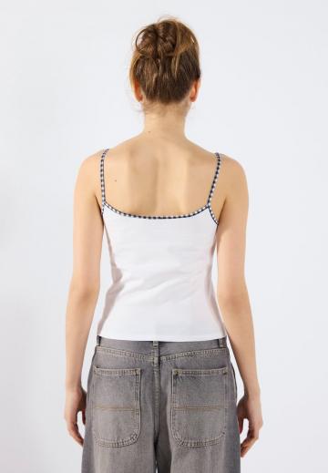 Топ на бретельках