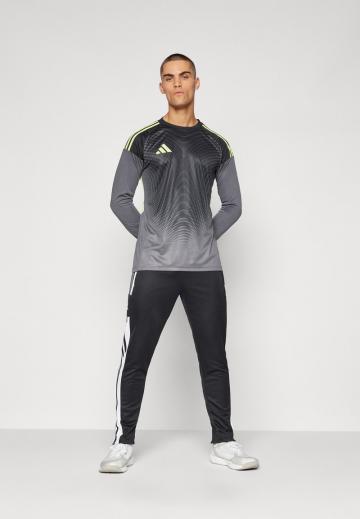 Спортивная форма