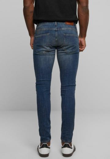 Узкие джинсы