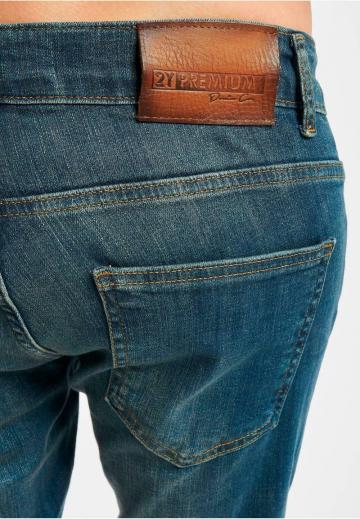 Узкие джинсы