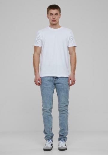 Узкие джинсы