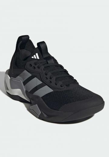 Тренировочные кроссовки