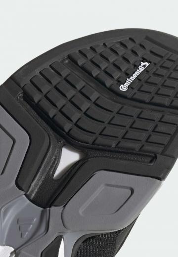 Тренировочные кроссовки