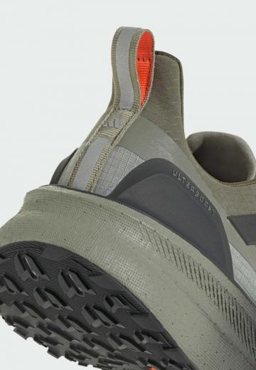 Беговые кроссовки