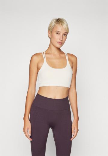 Спортивный бюстгальтер