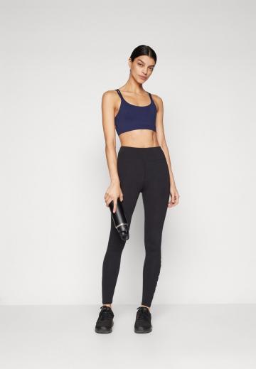 Спортивный бюстгальтер