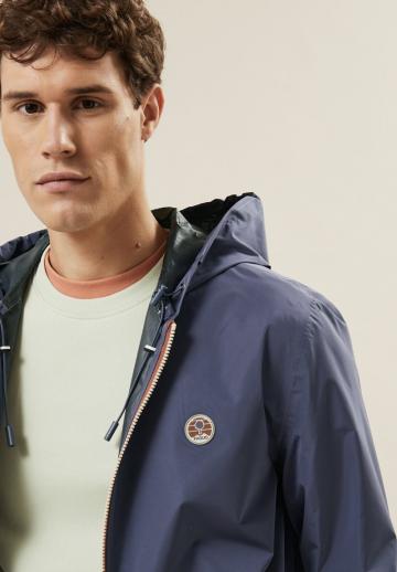 Куртка-дождевик