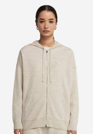 Длинный жилет