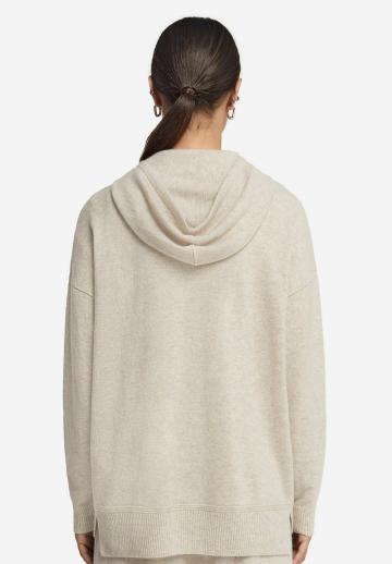 Длинный жилет