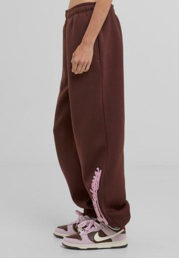 Спортивные штаны