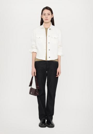 Джинсы бойфренда