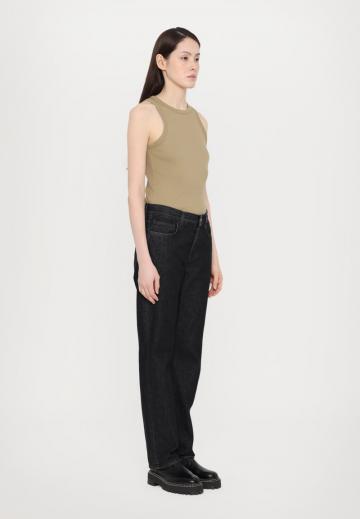 Джинсы бойфренда