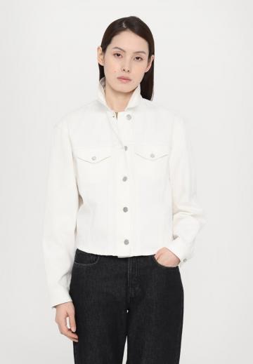 Джинсы бойфренда