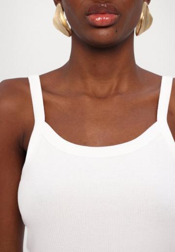 Топ на бретельках