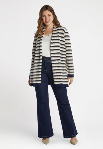 Длинный жилет