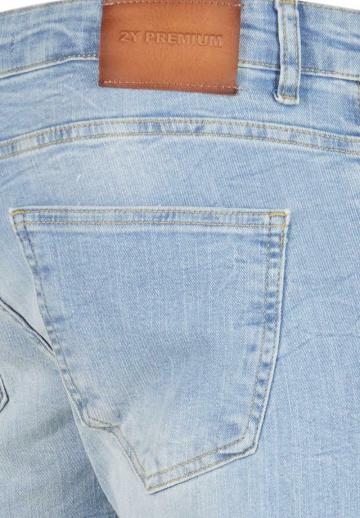 Узкие джинсы