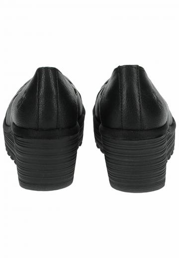 Туфли на танкетке