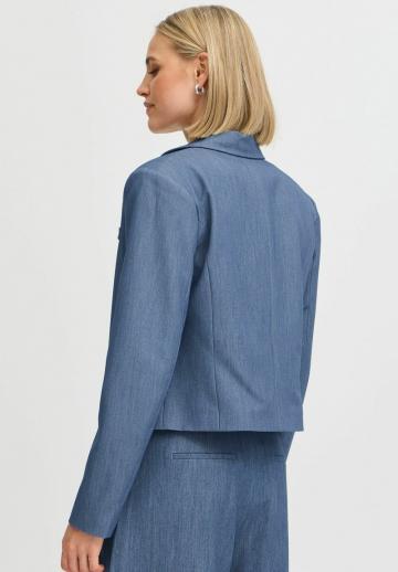 Джинсовая куртка