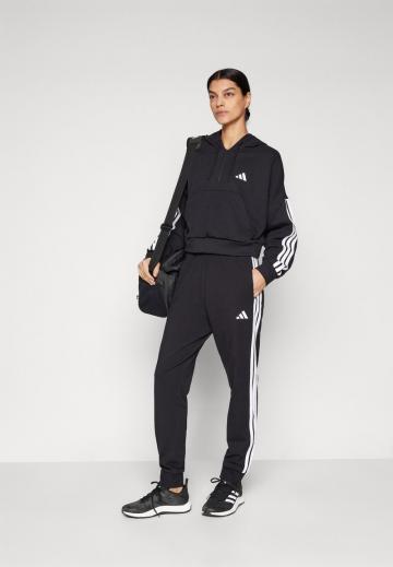 Спортивная толстовка