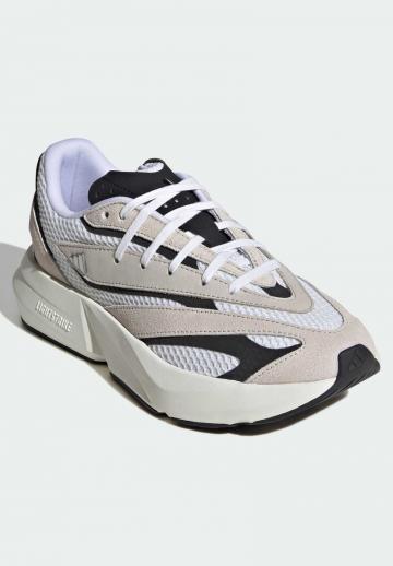 Беговые кроссовки