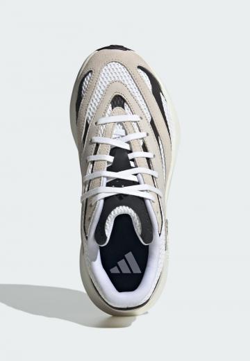 Беговые кроссовки