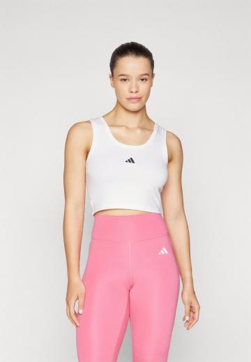 Спортивный топ