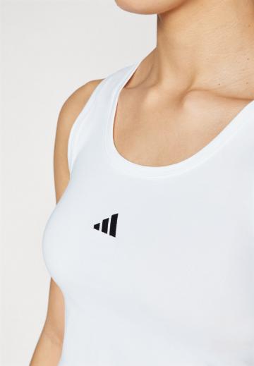 Спортивный топ