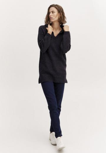 Пуловер с капюшоном